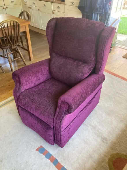 Photo of free Cheltenham 50cm Single Electric Tilt & Recliner Chair (Bisley GL6) #1