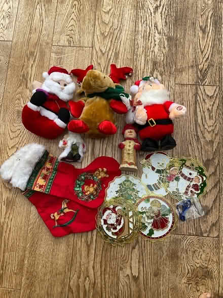 Photo of free Christmas decorations (Malvern WR14) #1