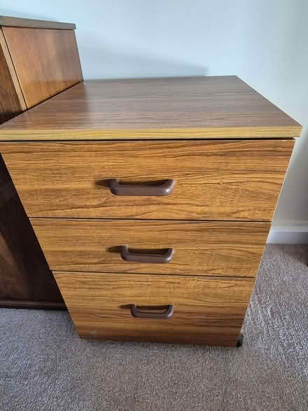 Photo of free Small chest of drawers on wheels (CH48) #1