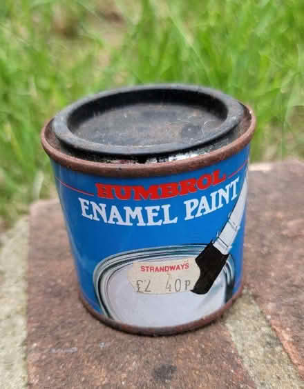 Photo of free Small can black enamel paint - Hollingdean (Lower Bevendean BN1) #1