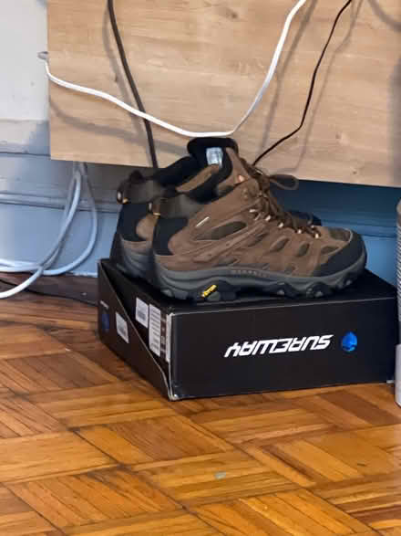 Photo of free Mens 10wide waterproof boot (Upper Westside) #1