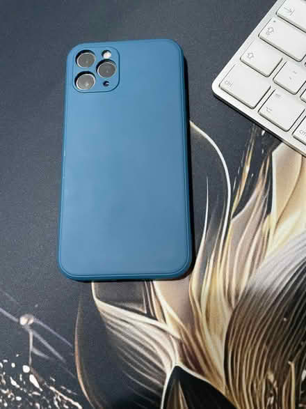 Photo of free Iphone 11 Pro (Collier Row RM1) #3