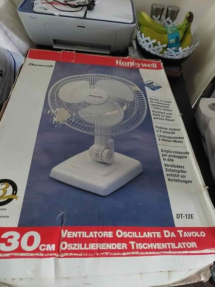 Photo of free Oscillating Fans (Waterlooville PO7) #1