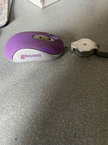 Photo of free 2 mini usb mice (Harrogate HG2) #1