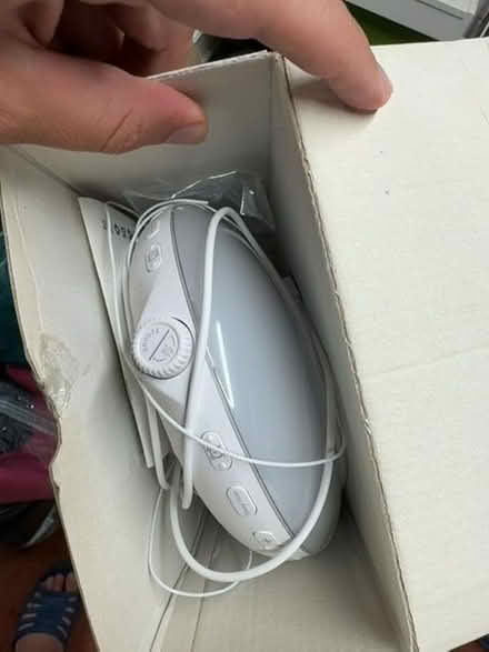 Photo of free Wake up light and radio (Purwell SG4) #2