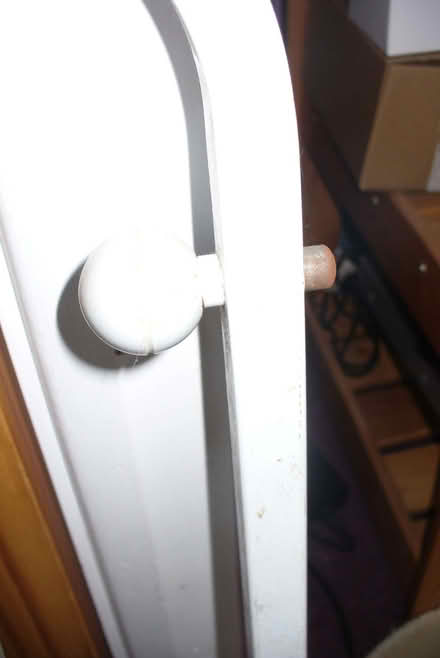 Photo of free Very, old, heavy babygate (Far Bletchley MK3) #2