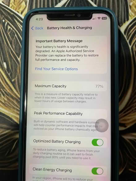 Photo of free Iphone 11 Pro (Collier Row RM1) #4