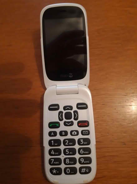 Photo of free Doro mobile 6520 (not working?) (West Drayton UB7) #2