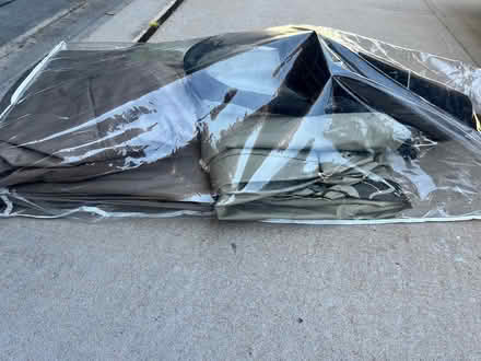 Photo of free Air mattresses/ 2 twin 1 queen (Unser / McMahon) #3
