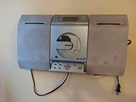 Photo of free wall mounted Philip CD player (Don Mills and Steeles) #1