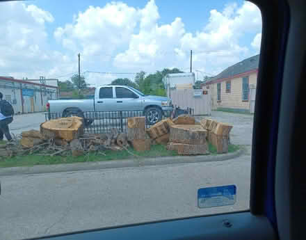 Photo of free Curb finds (I-10 east, inside Loop 610) #1