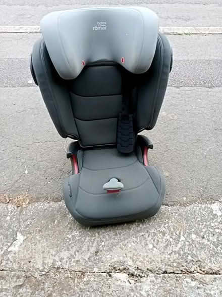 Photo of free Britax romer car seat (Dovecote BS37) #1