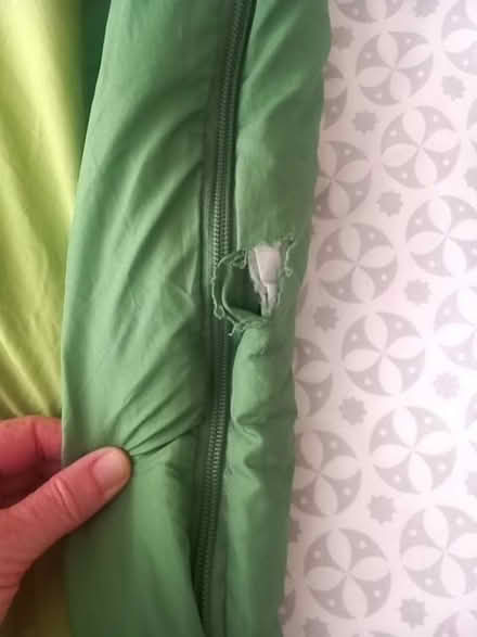 Photo of free Kids dragon sleeping bag (Wivenhoe CO7) #3