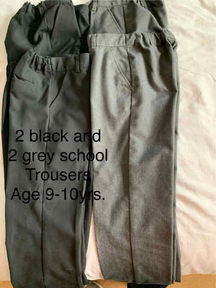 Photo of free School clothing (SY2) #4