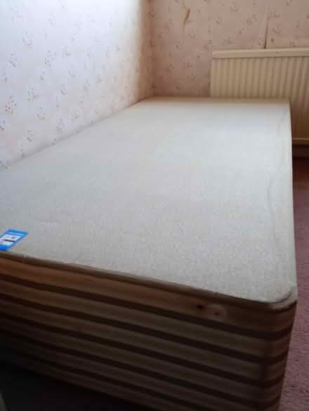 Photo of free Single bed base (Laindon SS15) #1