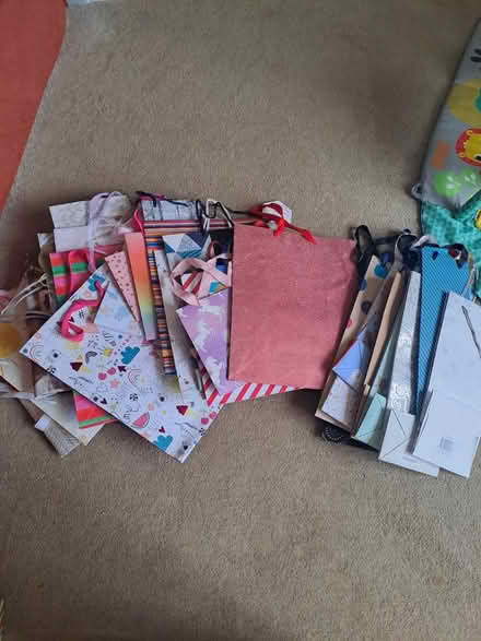 Photo of free Gift bags (RH12) #1