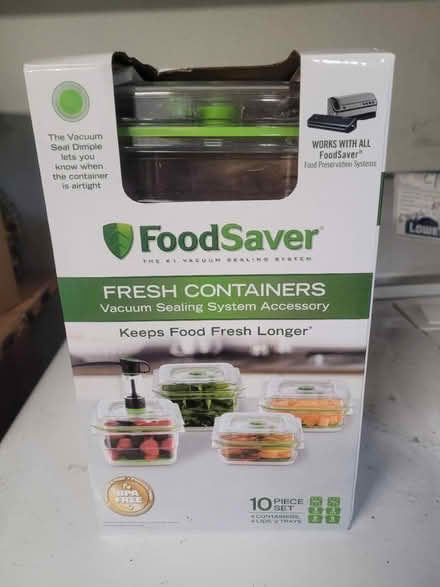 Photo of free Food saver storage containers (22309) #1