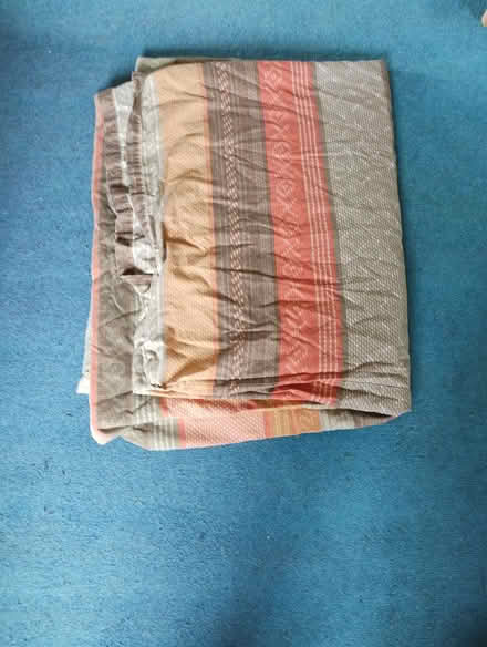 Photo of free Single bed duvet cover (Crosspool S10) #2