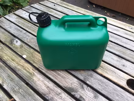 Photo of free 5Ltrs Unleaded Fuel Can (Torquay) #1