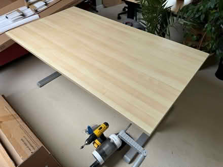 Photo of free Manual standing desk 160x80cm (Lodge Moor S10) #1