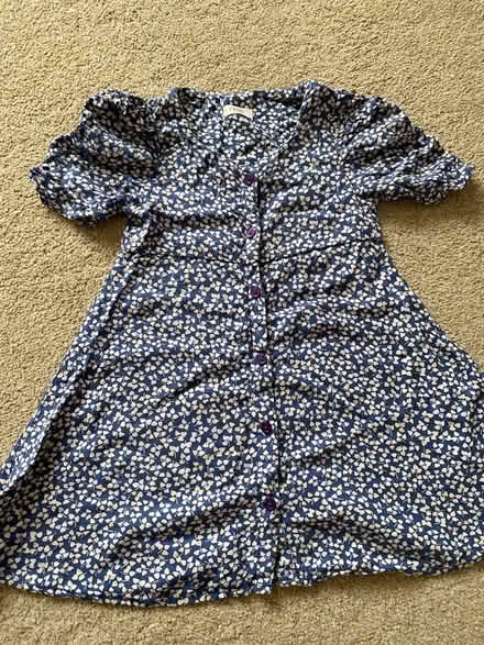 Photo of free Dresses . For a 3 year old (Tw15 1eg) #2