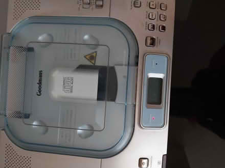 Photo of free CD player with speakers (YO11 Falsgrave area) #2