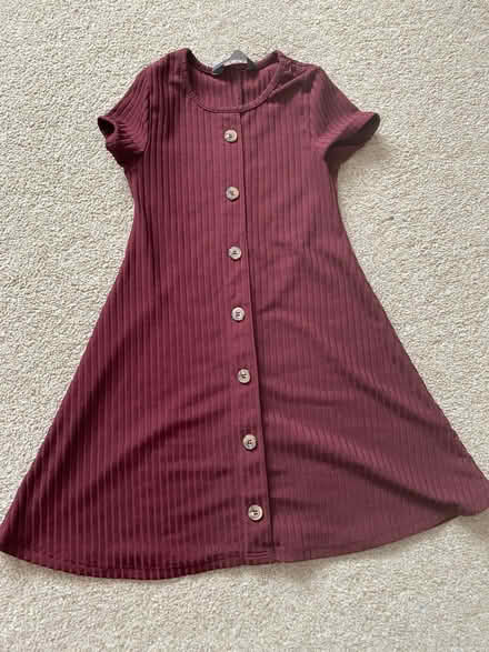 Photo of free Dresses . For a 3 year old (Tw15 1eg) #4