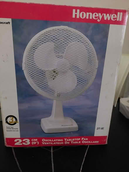 Photo of free Oscillating Fans (Waterlooville PO7) #2