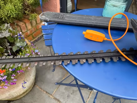 Photo of free B&D Hedge trimmer (Camberley GU15) #2