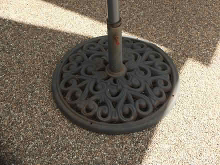 Photo of free Garden parasol and cast iron base (Battle TN33) #2