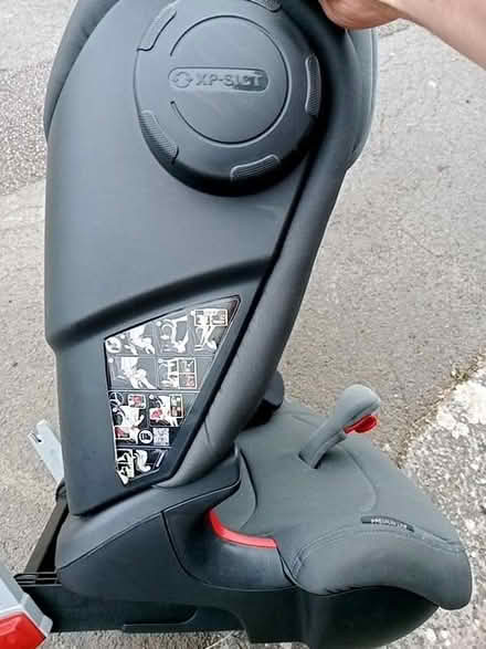 Photo of free Britax romer car seat (Dovecote BS37) #3
