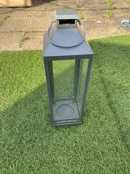 Photo of free Single lamp holder (HA9 Wembley park) #1