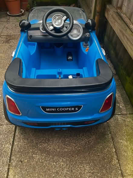 Photo of free FOR REPAIR - Mini Cooper toy car (HA8 / Edgware) #3