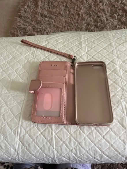 Photo of free iPhone 7 cases (Newark) #1