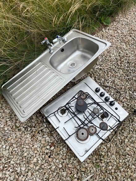 Photo of free Sink, taps and gas hob (Bannockburn FK7) #1