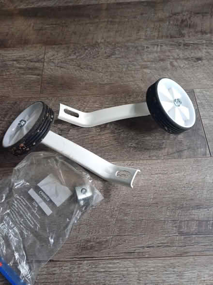 Photo of free Kids bike stabilisers (Hemel Hempstead HP1) #1