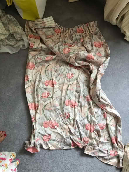 Photo of free Small curtain (Hitchin SG4) #1