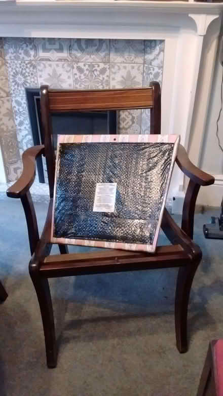 Photo of free Dining table and chairs (Ranmoor S10) #1