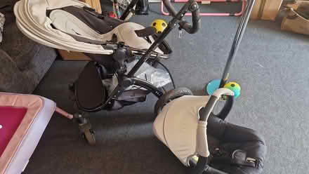 Photo of free Travel system (CV2) #1