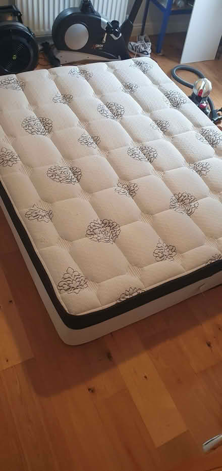 Photo of free King size mattress in excellent condition (Cowan Bridge LA6) #1
