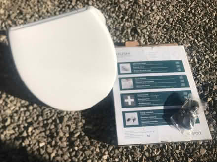 Photo of free Tavistock soft close toilet seat (Northill SG18) #1