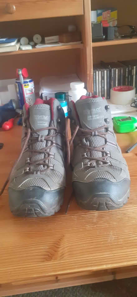 Photo of free Regatta hiking shoes (Brierley Hill. Foxdale Drive) #2