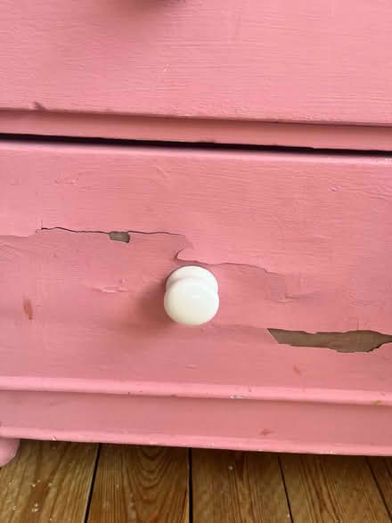 Photo of free Chest of drawers (SW19) #3