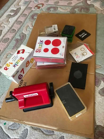 Photo of free Sizzix macine and dies (LE2 Aylestone Leicester) #1