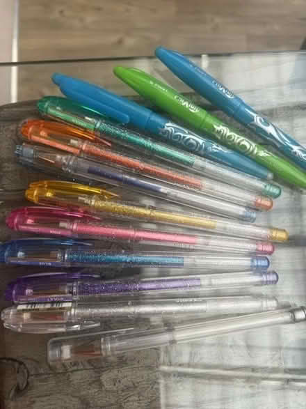 Photo of free Glitter pens and a few others (Marks Gate IG7) #1
