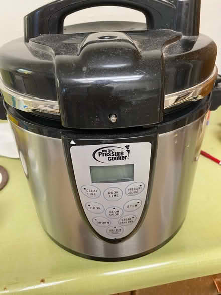 Photo of free Perfect pressure cooker (Uptown/Nob hill) #1