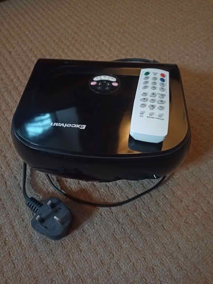 Photo of free Projector (Presteigne LD8) #1