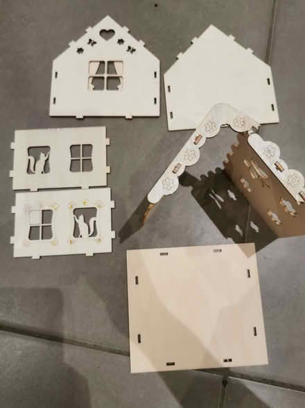 Photo of free Small wooden house to assemble and paint (Bathwick) (North Road) #1