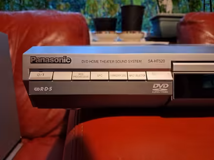 Photo of free Dvd player (Harpur Hill SK17) #1