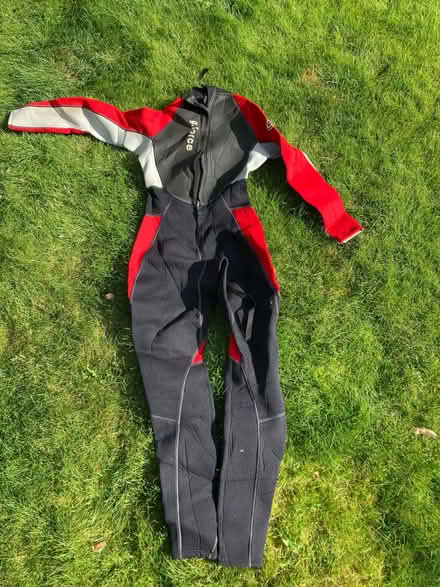Photo of free Women’s summer wetsuit size 12-14 (Fulwood S10) #2